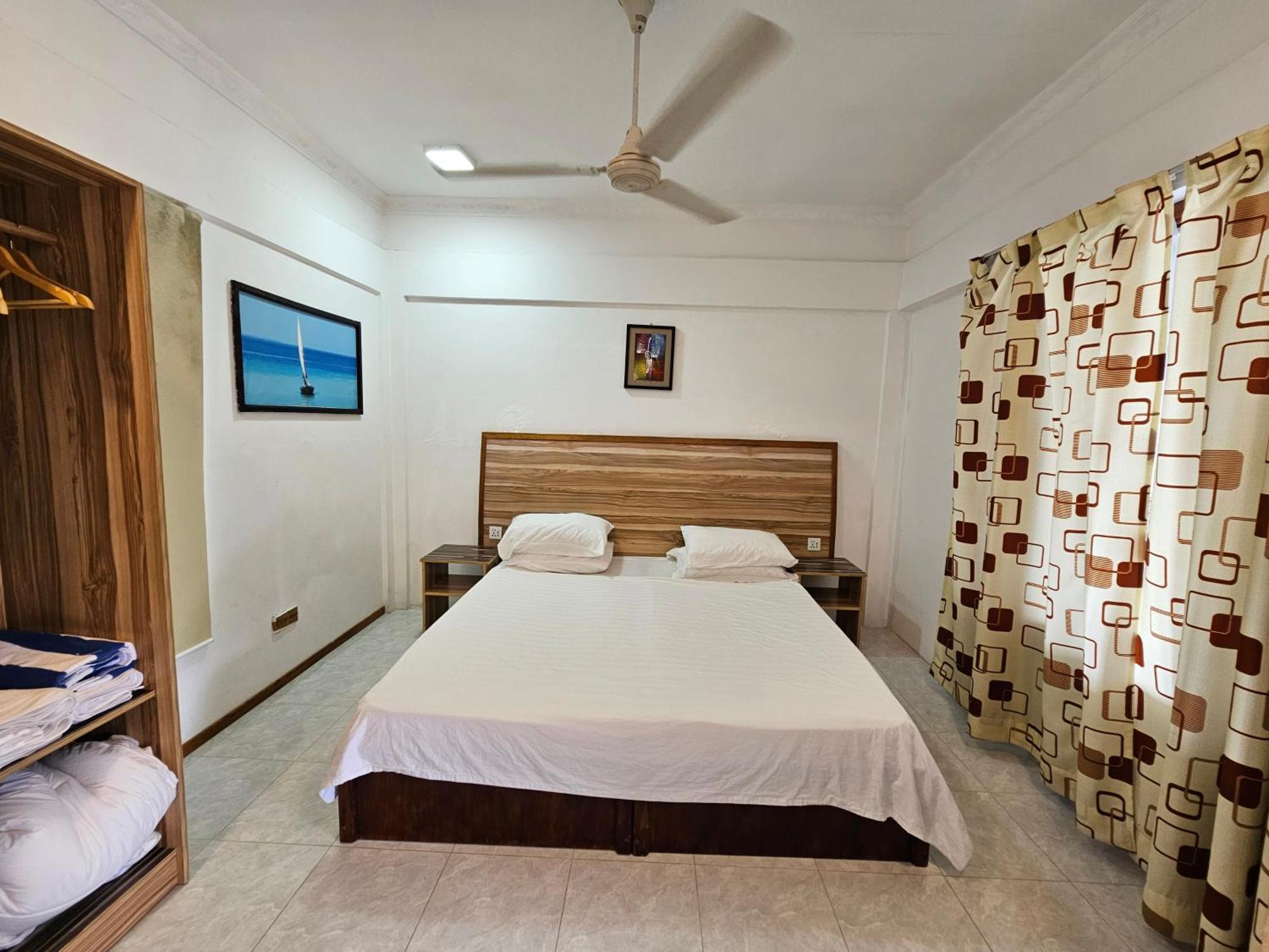 Batuta Maldives Surf View Hotel Thulusdhoo Phòng bức ảnh