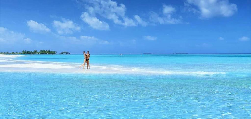 Batuta Maldives Surf View Hotel Thulusdhoo Ngoại thất bức ảnh
