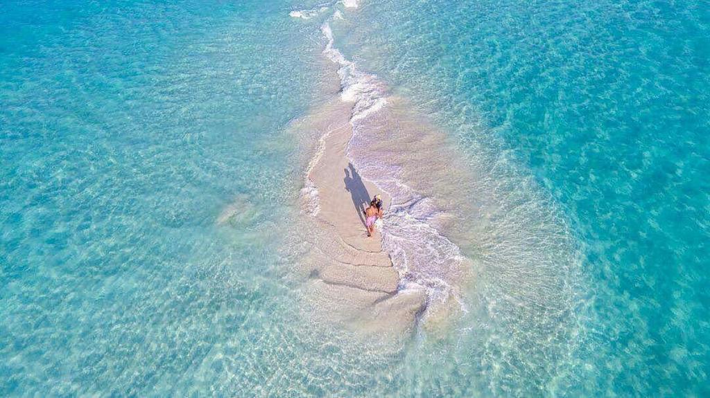Batuta Maldives Surf View Hotel Thulusdhoo Ngoại thất bức ảnh