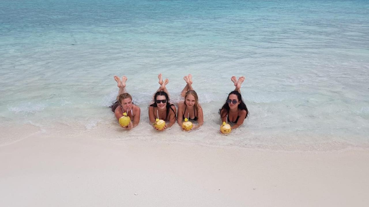 Batuta Maldives Surf View Hotel Thulusdhoo Ngoại thất bức ảnh